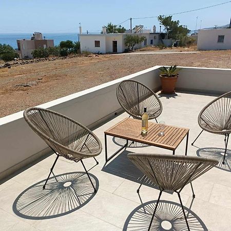Sea View Pine House Villa Makrýgialos Екстериор снимка