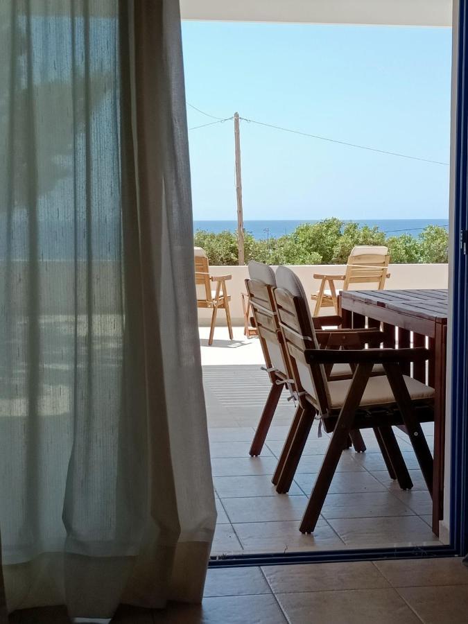 Sea View Pine House Villa Makrýgialos Екстериор снимка