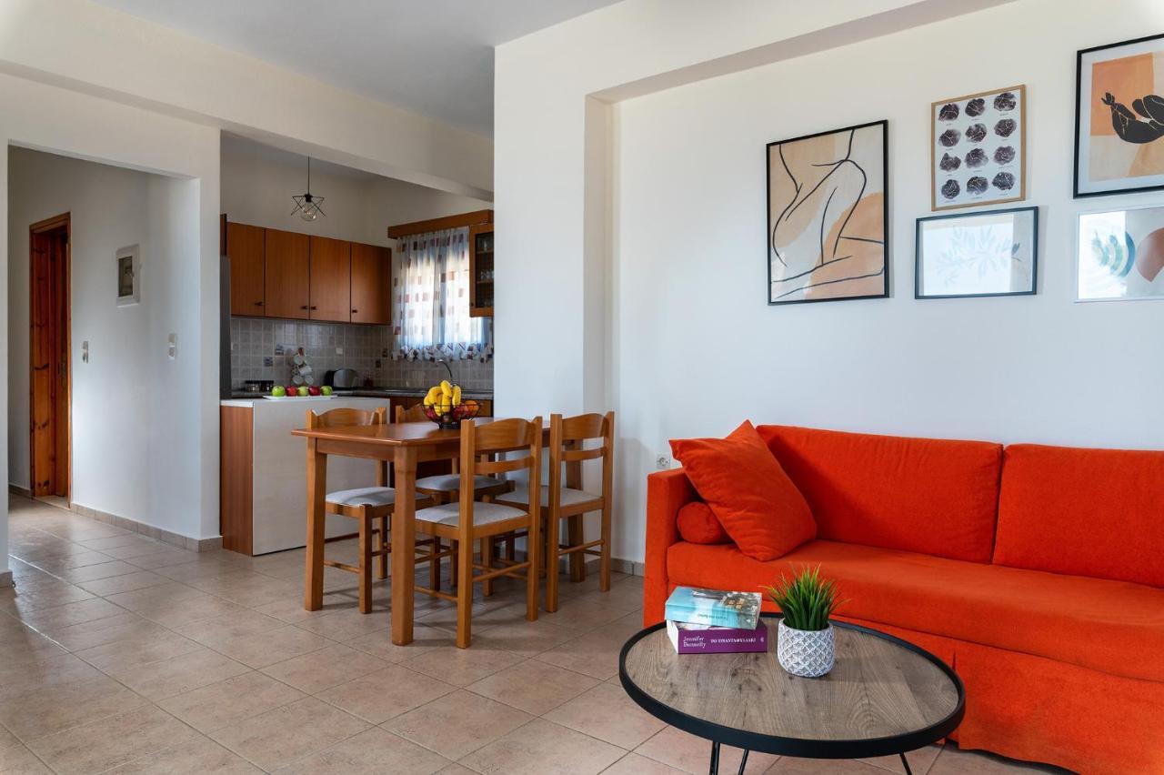 Sea View Pine House Villa Makrýgialos Екстериор снимка